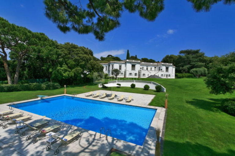 LUXURY VILLA CAP D’ANTIBES